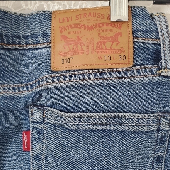 Levi's 510 Slim Straight Jeans - Picture 6 of 7